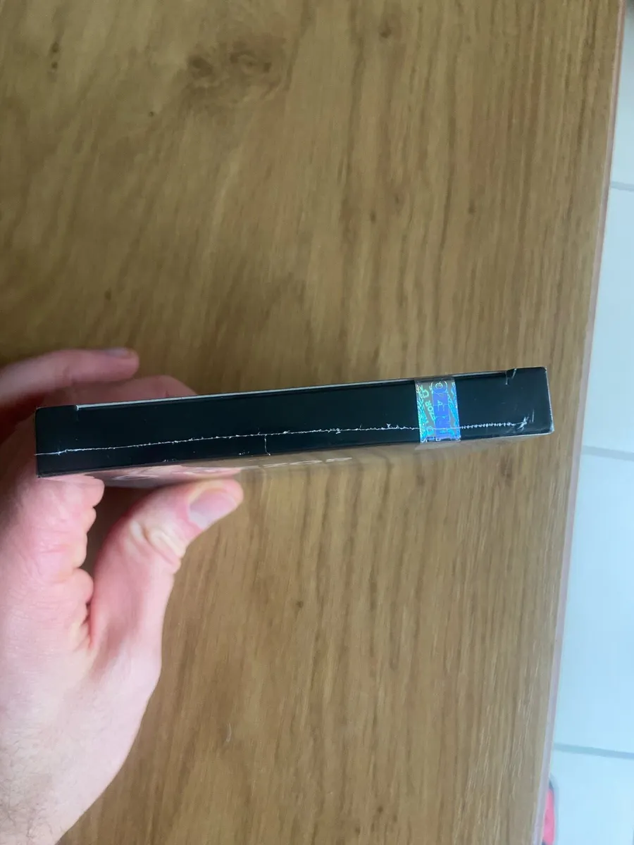 Trezor hardware wallet - Image 2