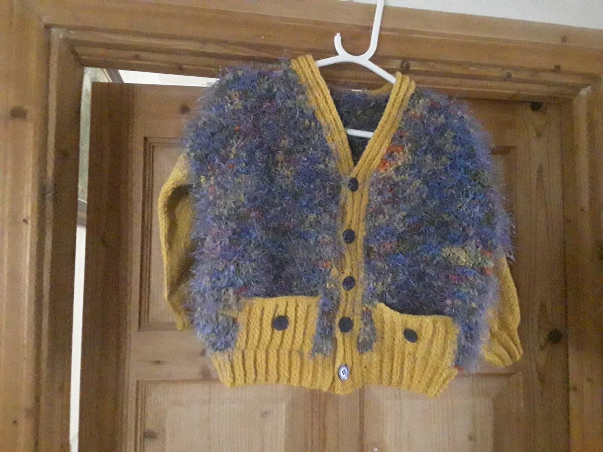 Toddler brand new hand knitted jacket - Image 3