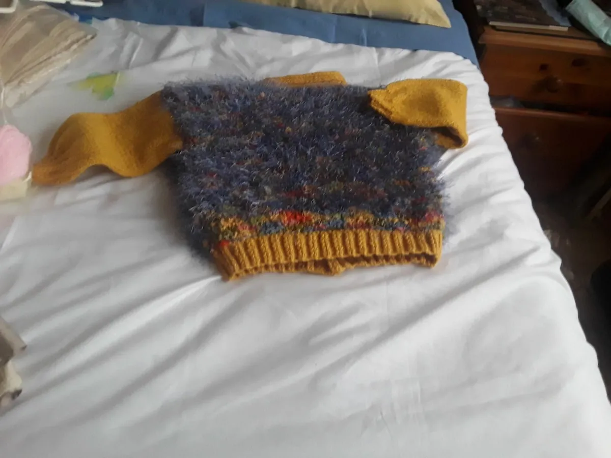 Toddler brand new hand knitted jacket - Image 2