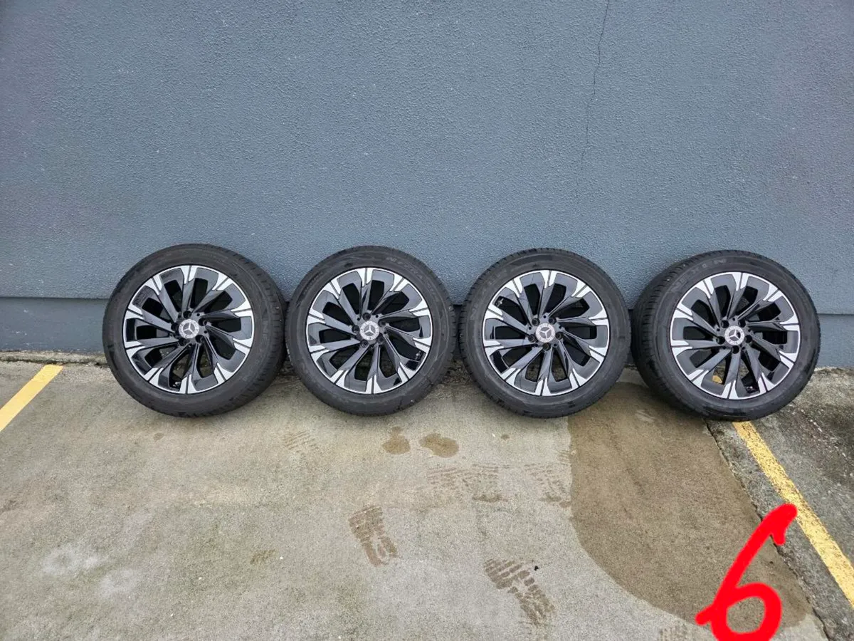 Mercedes Benz Alloys V Class - Image 1