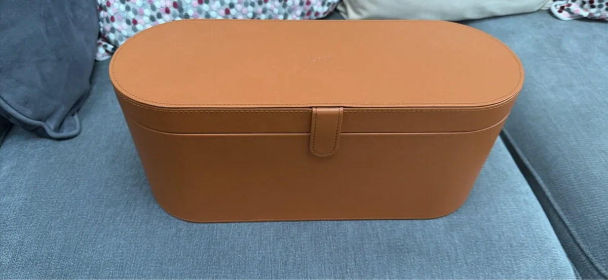 Dyson airwrap storage box - Image 1