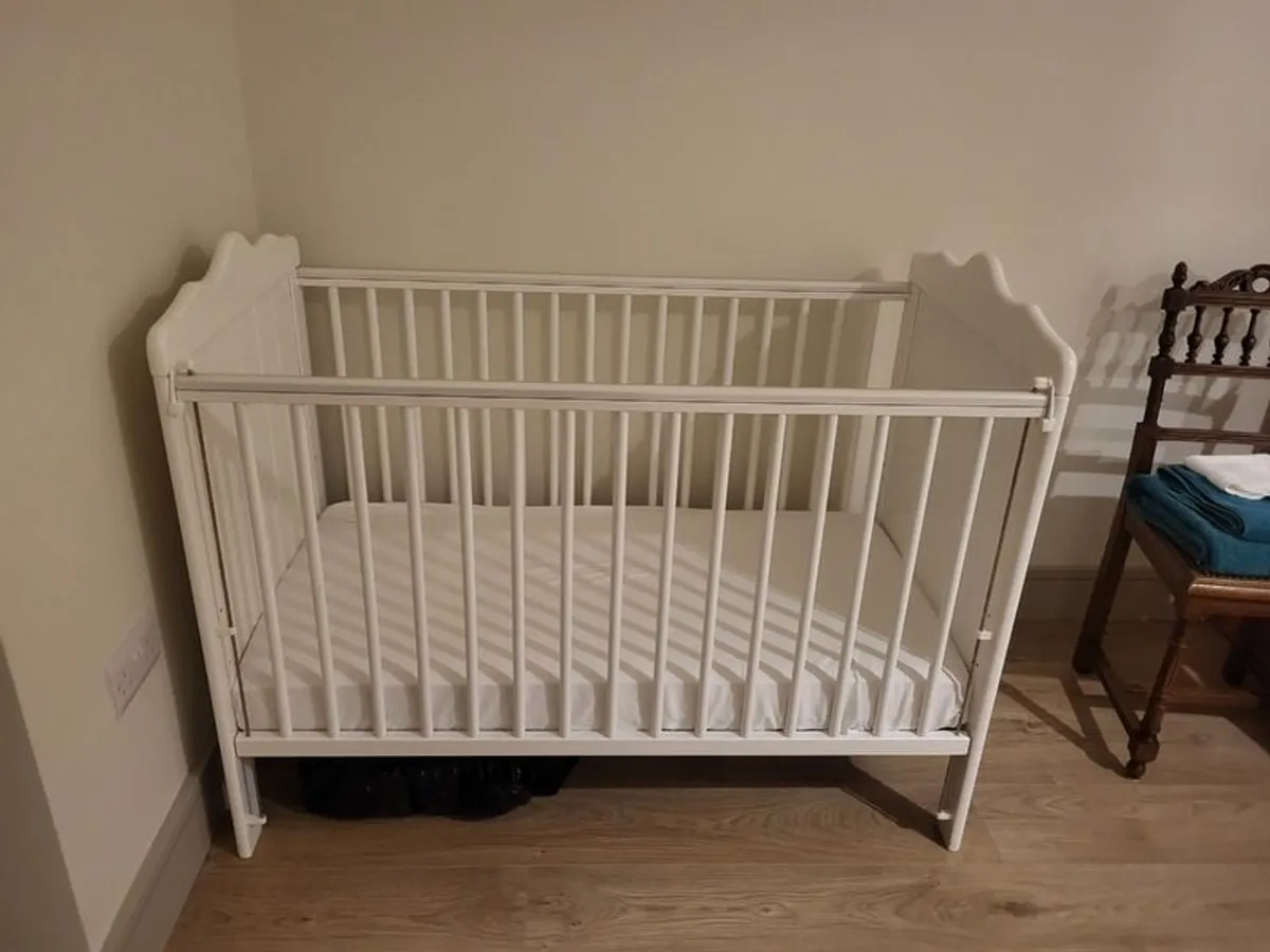 Baby Cot - Image 3