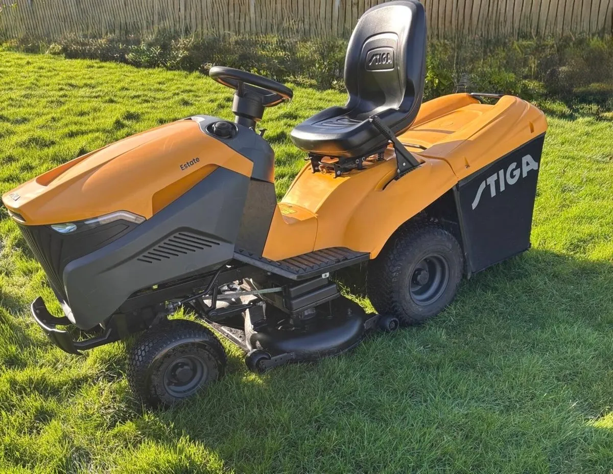STIGA RIDE ON MOWER 22HP - Image 1