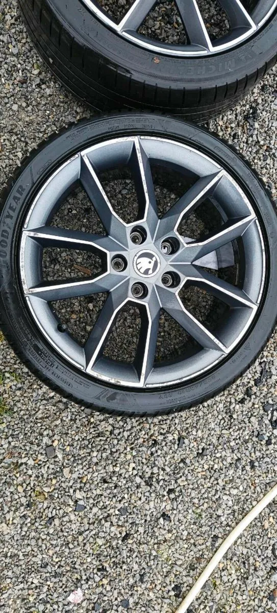 Skoda VRS alloys - Image 4