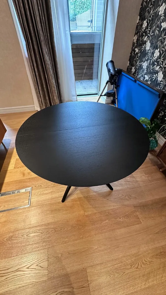 Quick Sale! Brecon Extending Round Dining Table - Image 4
