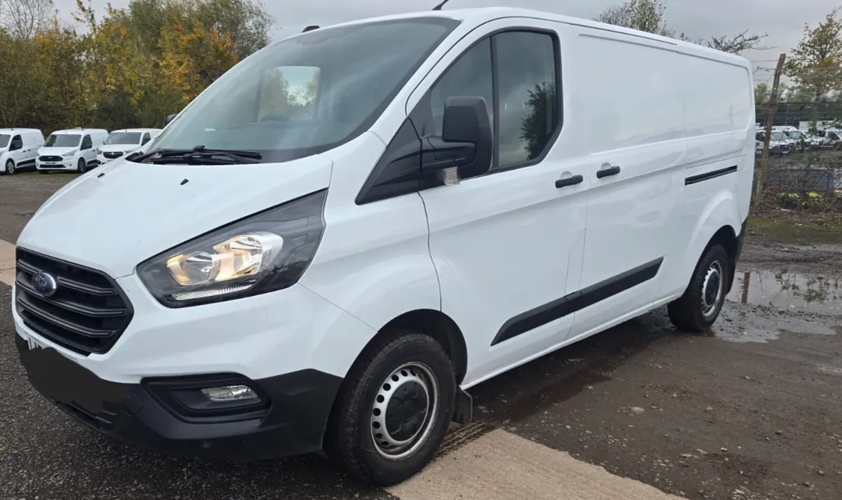 Ford Transit Custom 2023 - Image 1