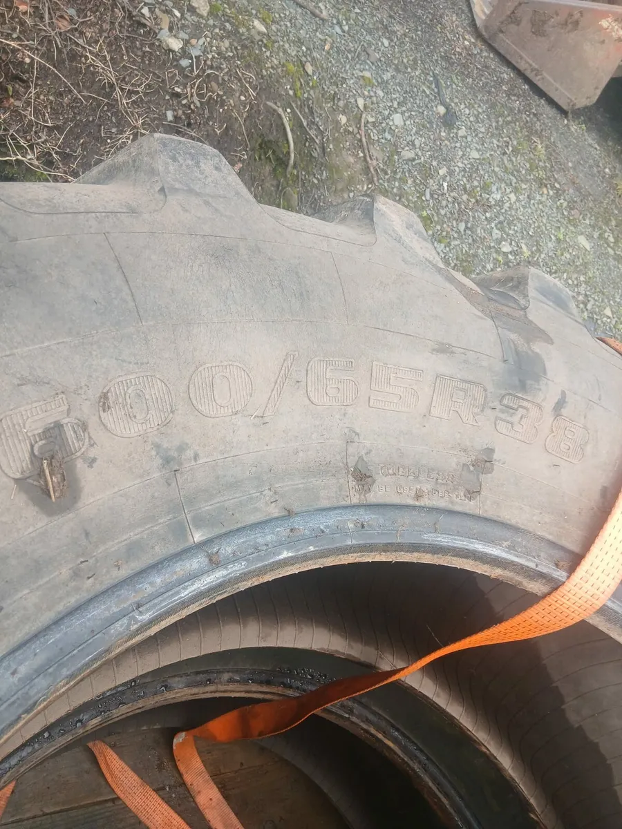 Tractor tyres - Image 1