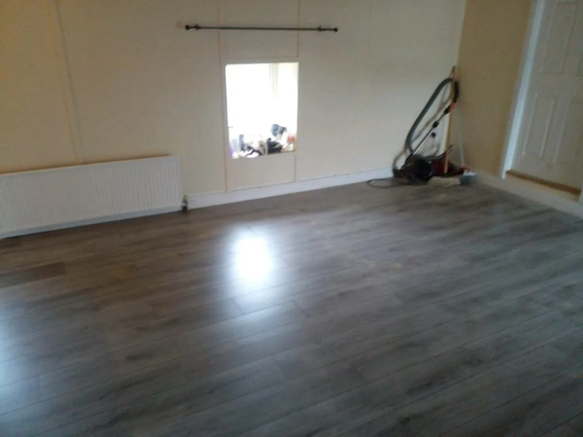 Kitchen fitter available - Image 4