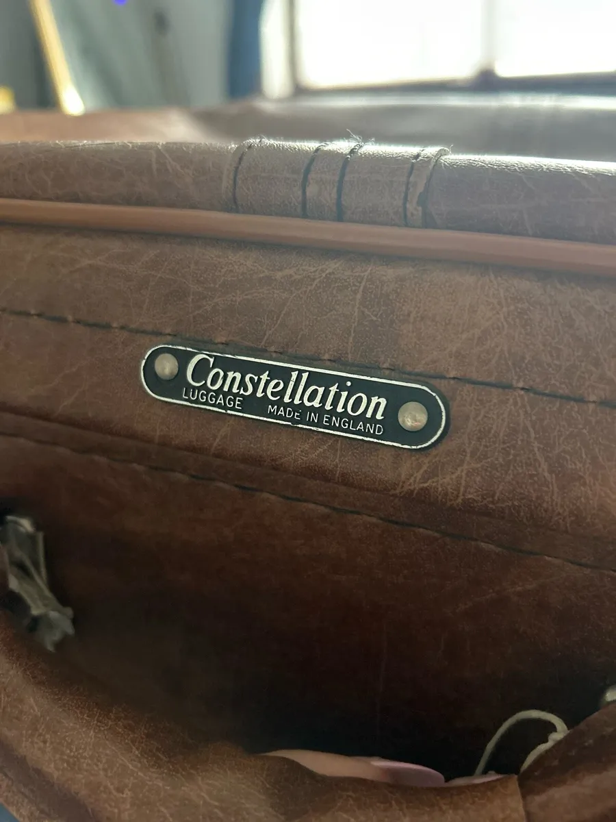 Vintage 2 piece luggage set - Image 1