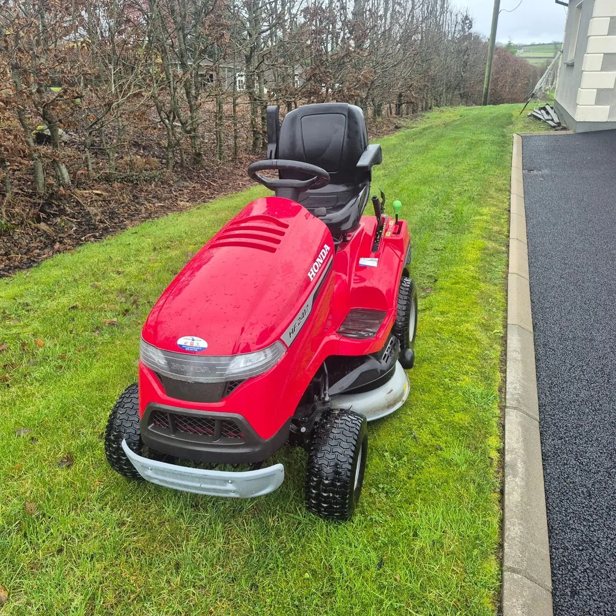Honda 2417 Ride On Mower - Image 3