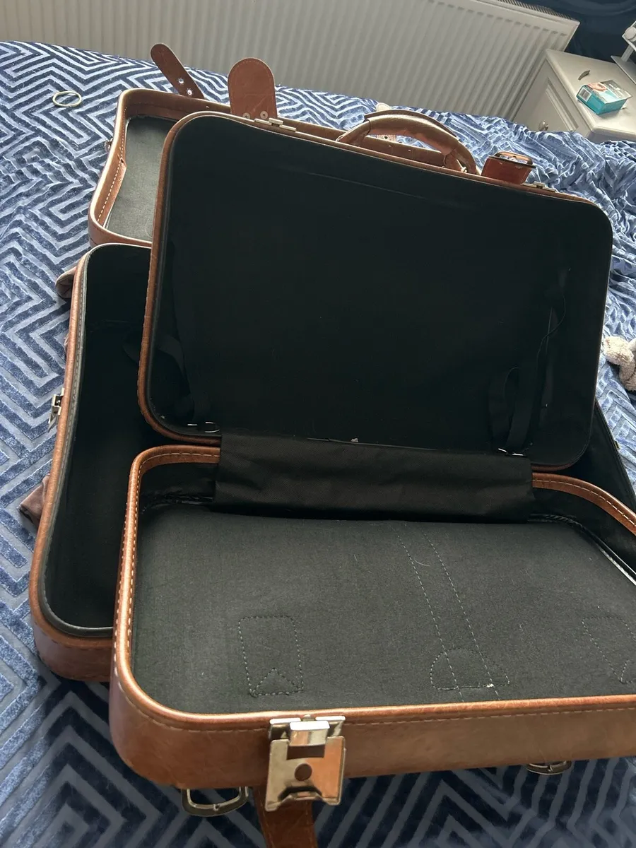 Vintage 2 piece luggage set - Image 4