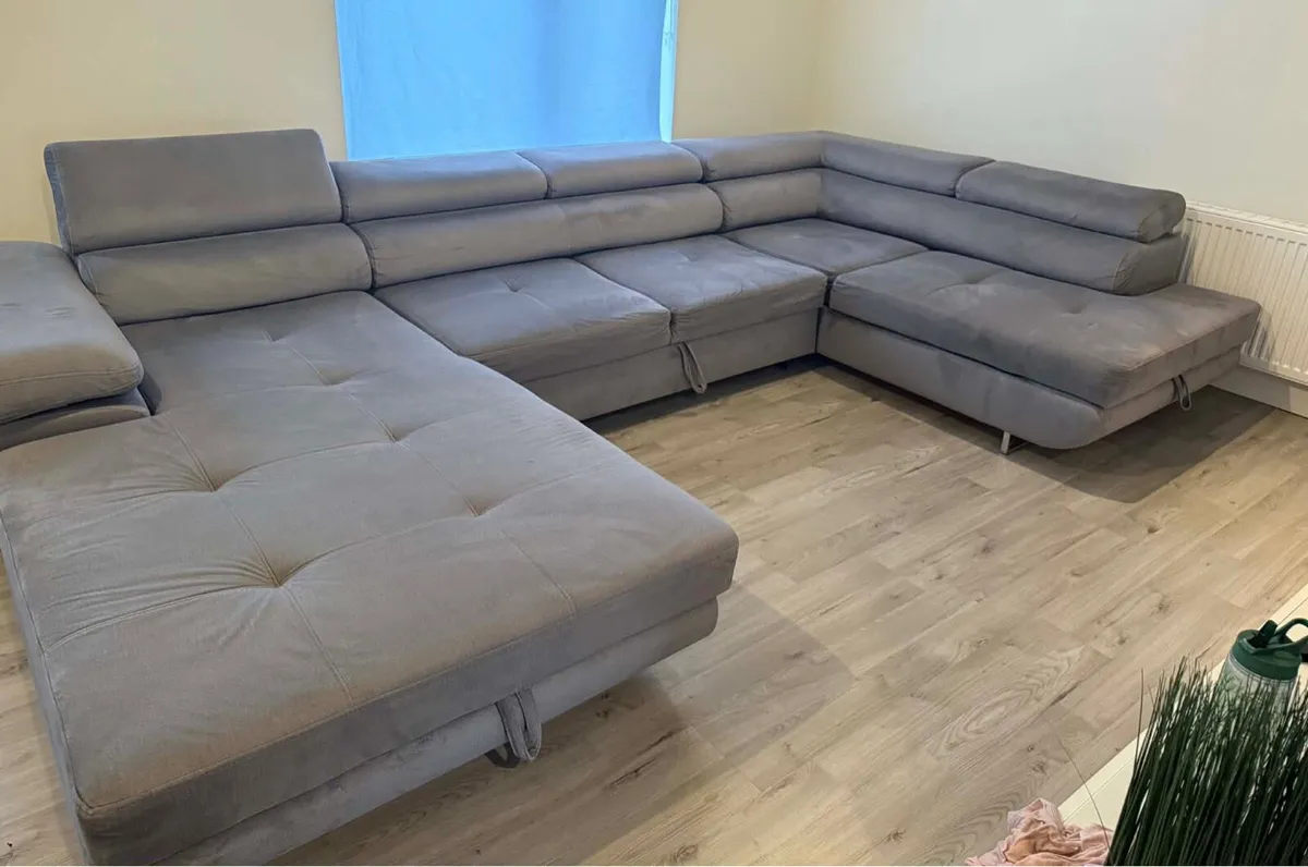 Sofa like new excellent condition - Image 1
