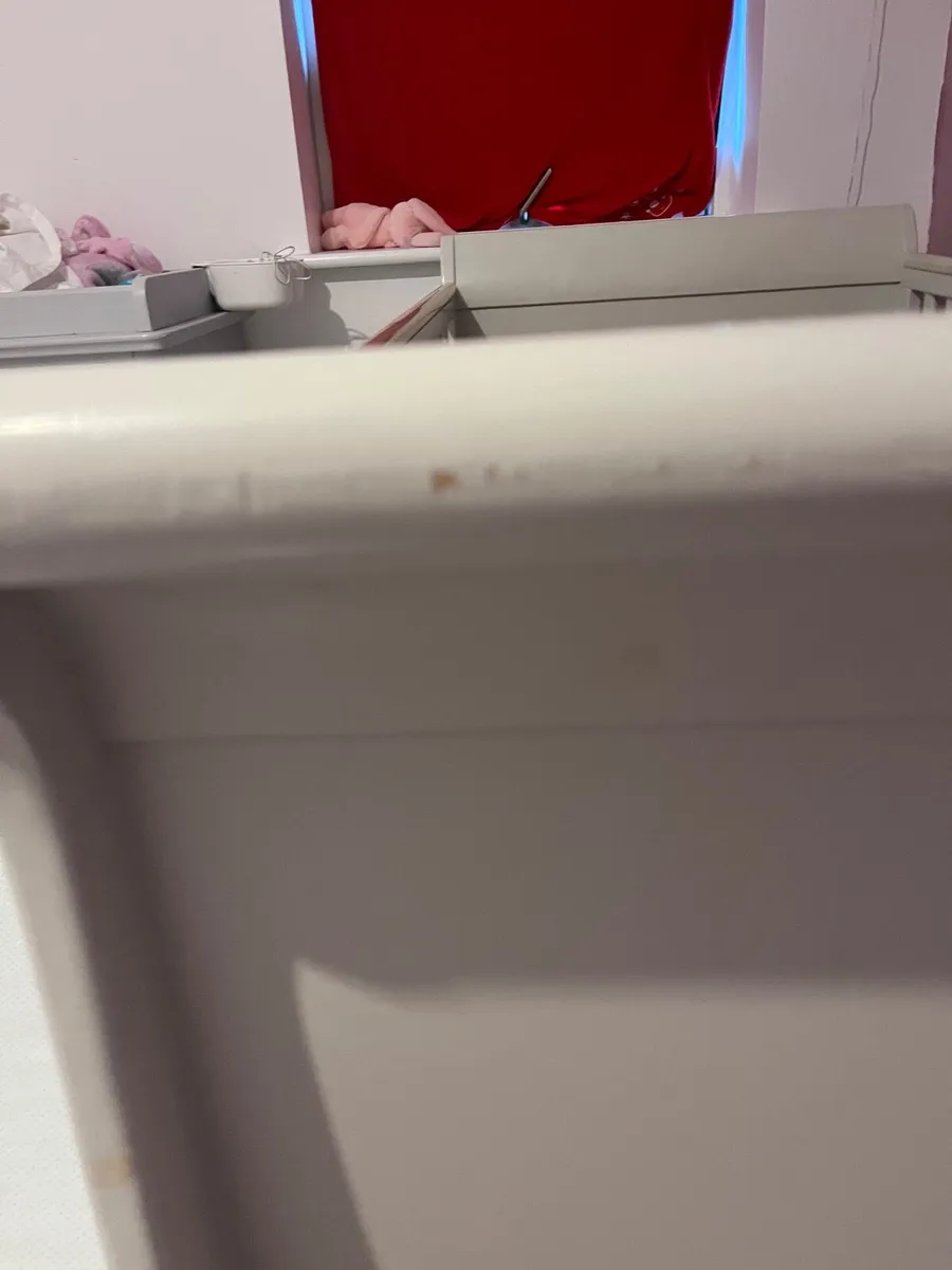 Cot mamas and papas - Image 1