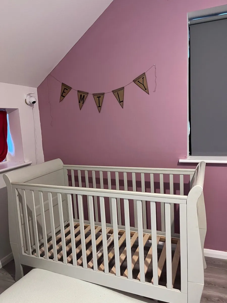 Cot mamas and papas - Image 2