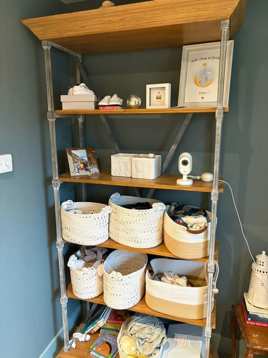 Shelving unit for bedroom/living or kitchen - Image 1