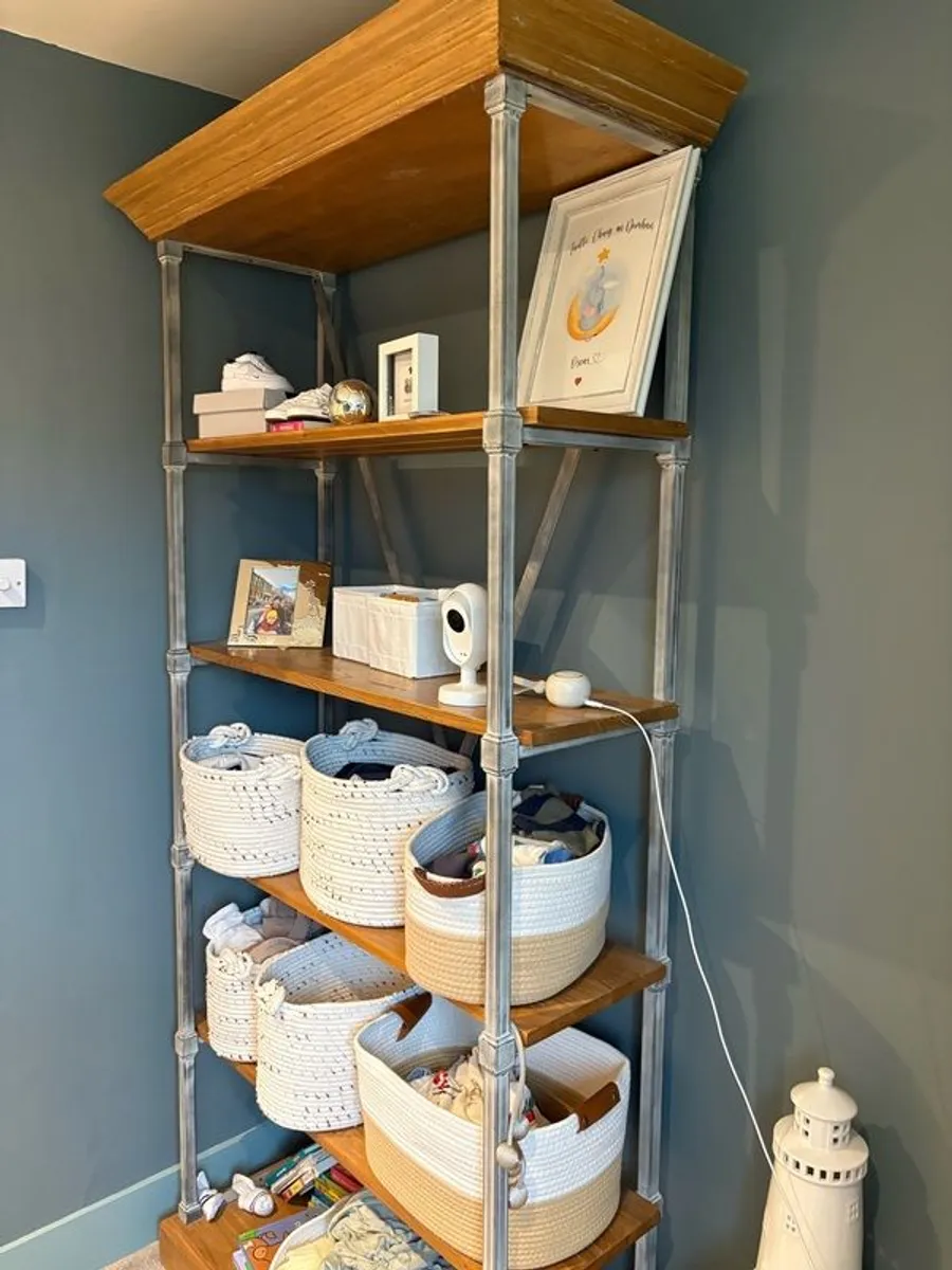 Shelving unit for bedroom/living or kitchen - Image 2