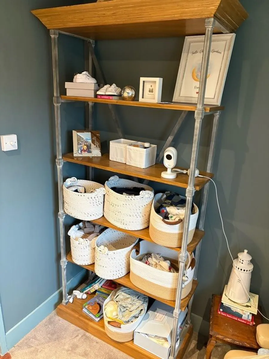 Shelving unit for bedroom/living or kitchen - Image 3