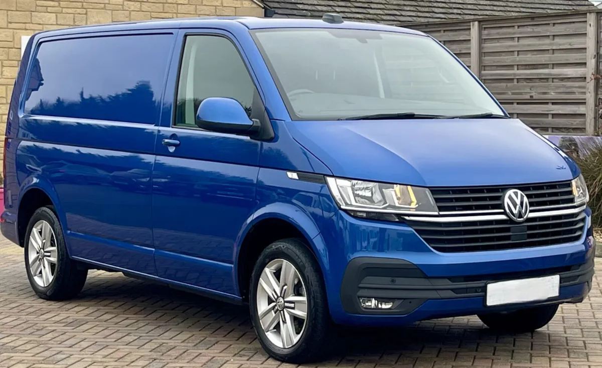 2022 Volkswagen Transporter Low Roof Panel Van - Image 2