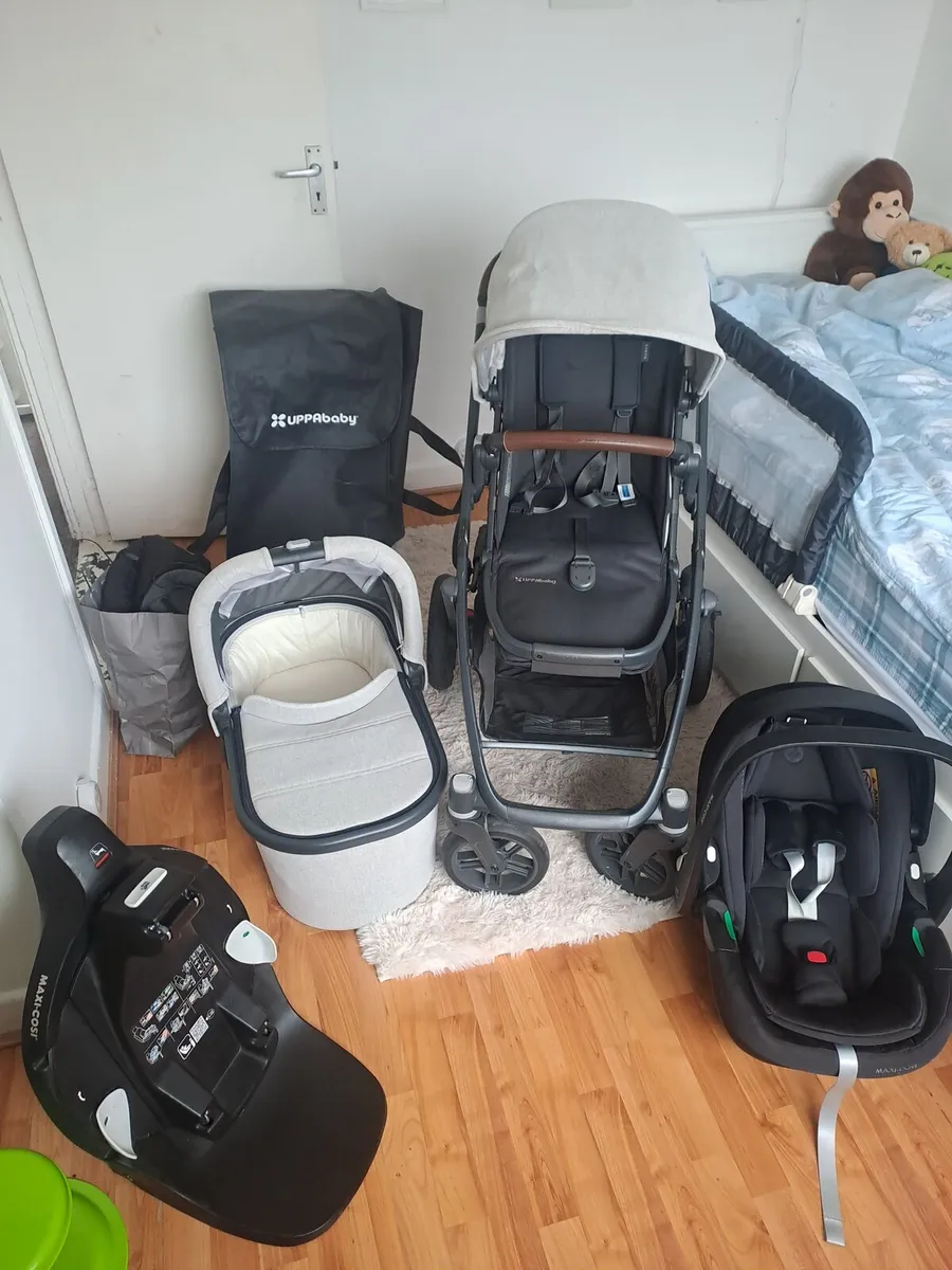 Uppa Vista 2 Travel System - Image 1