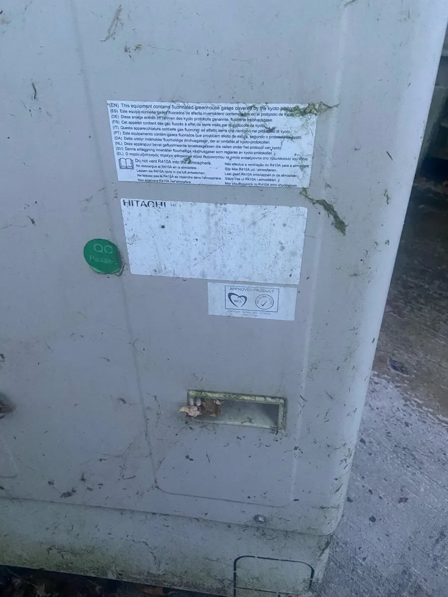 Heat pump - Hitachi - 12kW Air to Water heat pump - Image 3