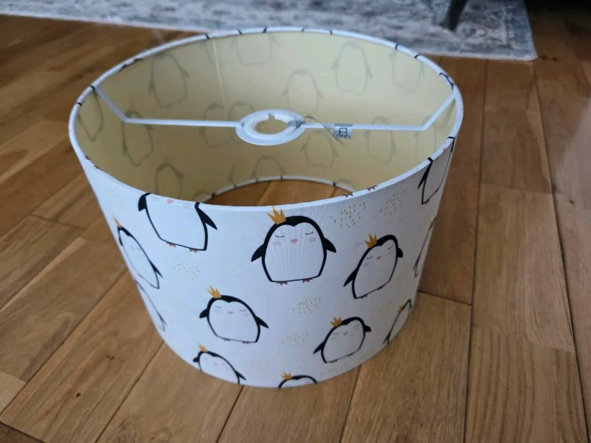 Lamp shade - Image 1