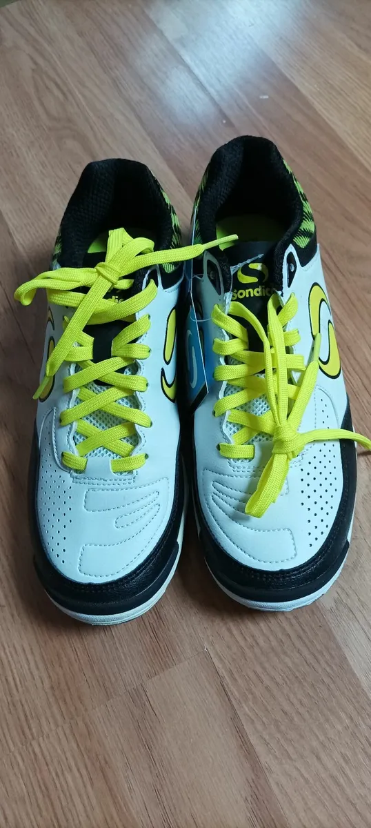 Shoes for kids Brand NEW - Image 1