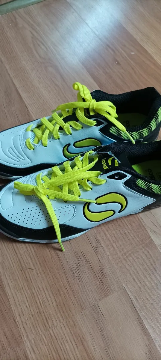 Shoes for kids Brand NEW - Image 2