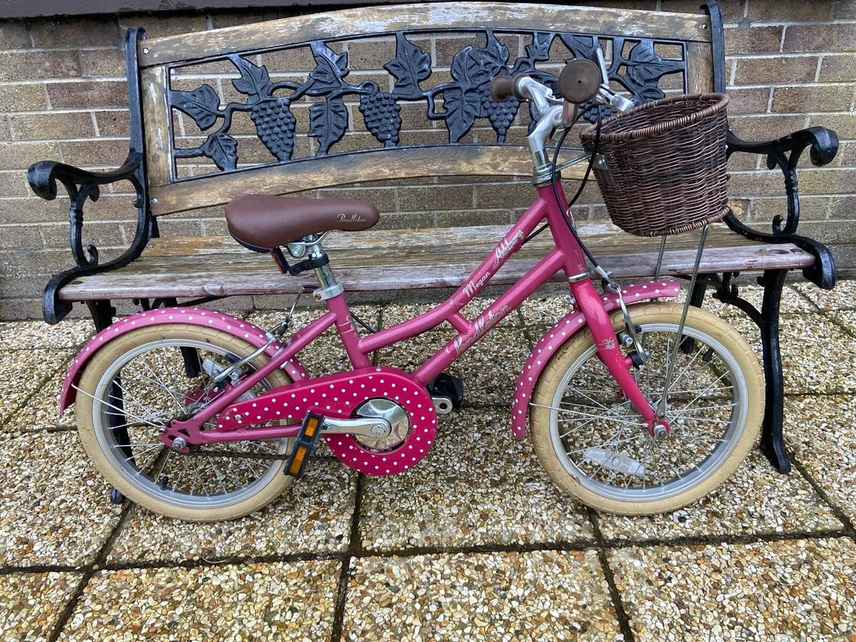 Child’s. Bike - Image 1