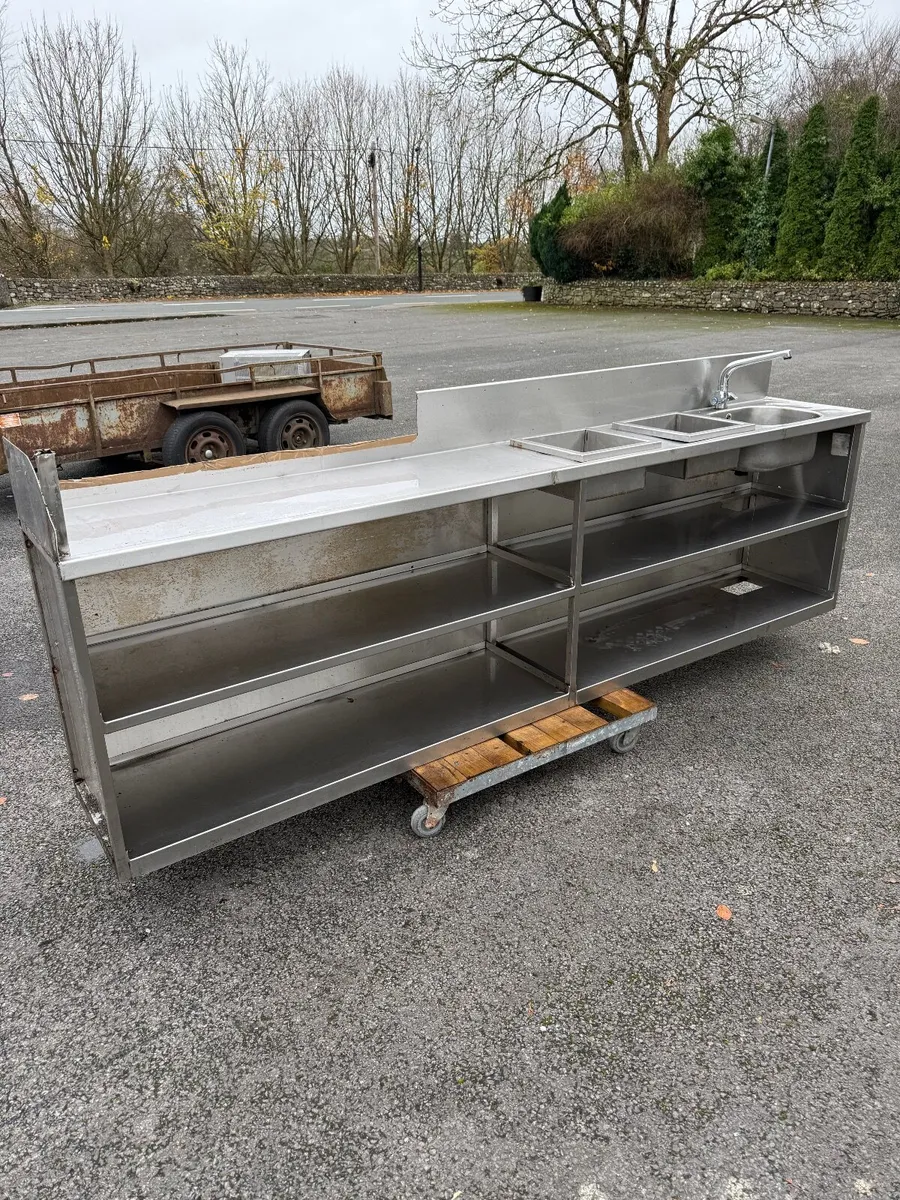 Kitchen Bar Equipment - Image 1