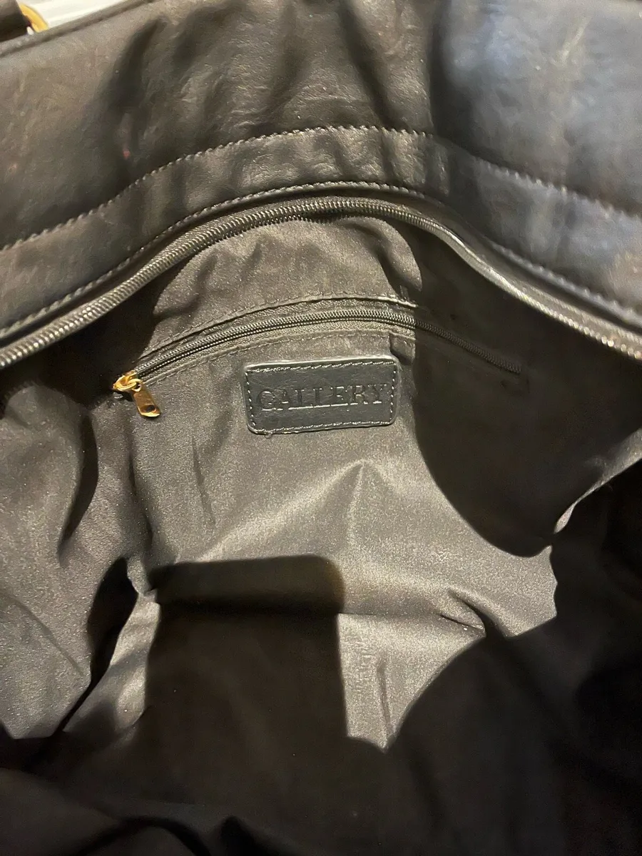 Woman’s handbag - Image 4