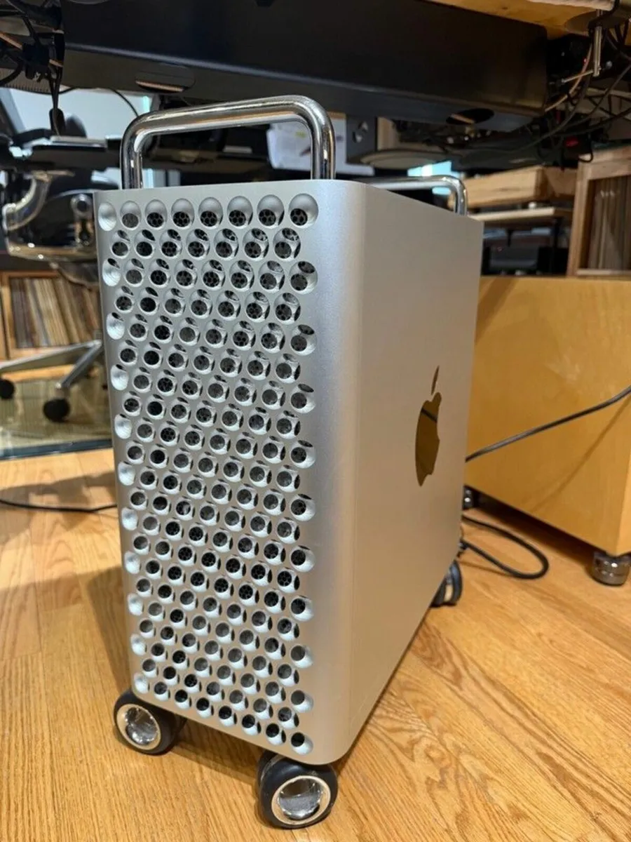 2019 Apple Mac Pro 2.5 GHz 28-Core Xeon, 0 GB RAM - Image 3
