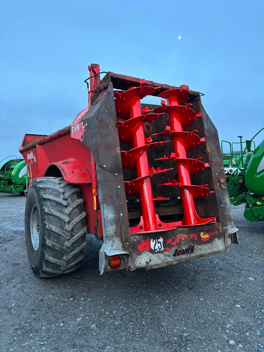 2018 Jeantil Dung Spreader - Image 2
