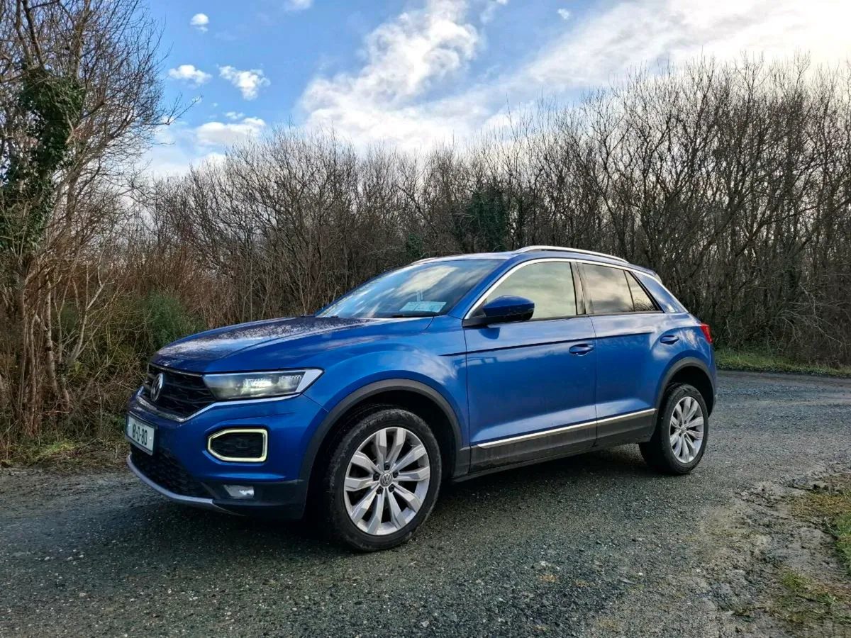 181 VOLKSWAGEN T ROC - Image 1