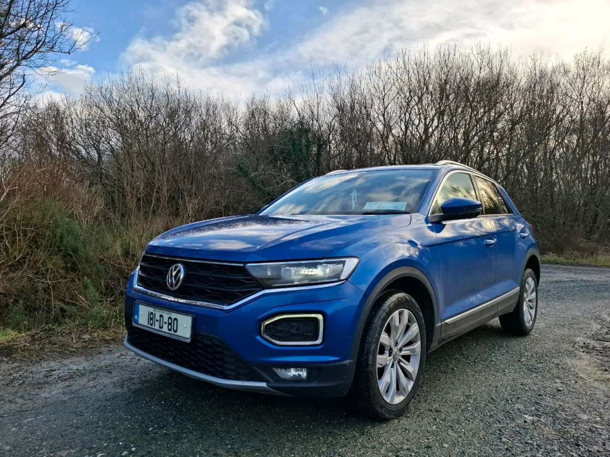 181 VOLKSWAGEN T ROC - Image 2
