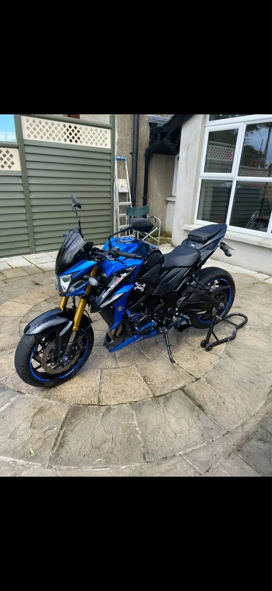 Suzuki GSX-S750 - Image 1