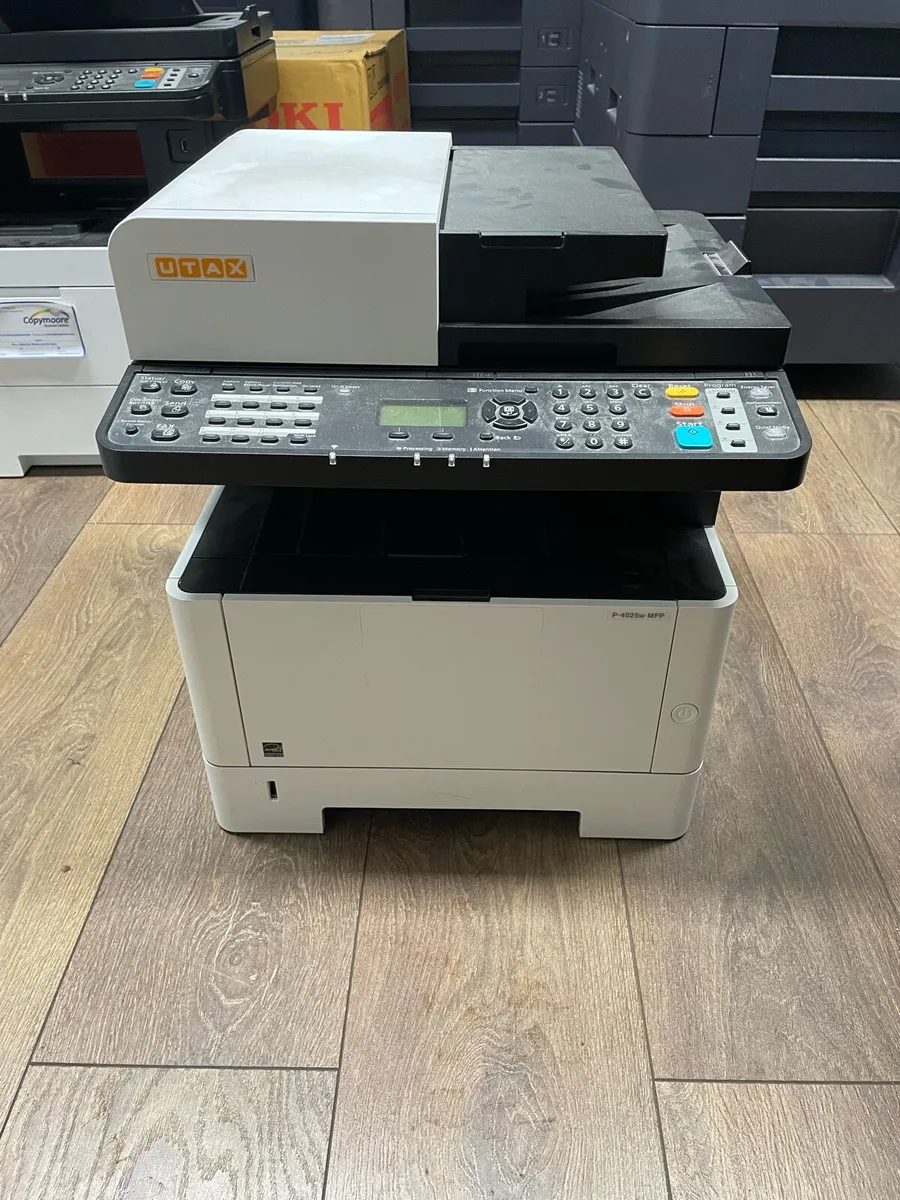 A4 black and white printer - Image 1