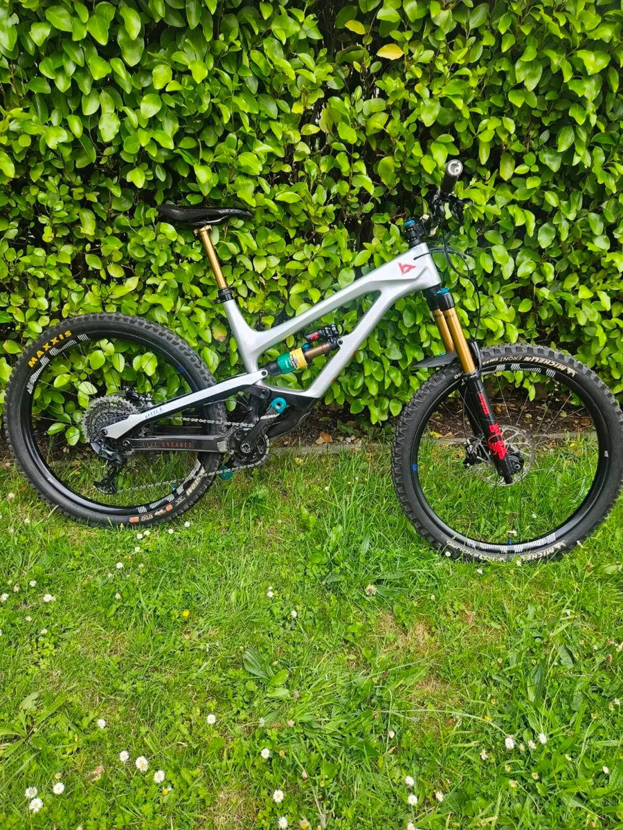 Mountain Bike YT CAPRA - Image 1