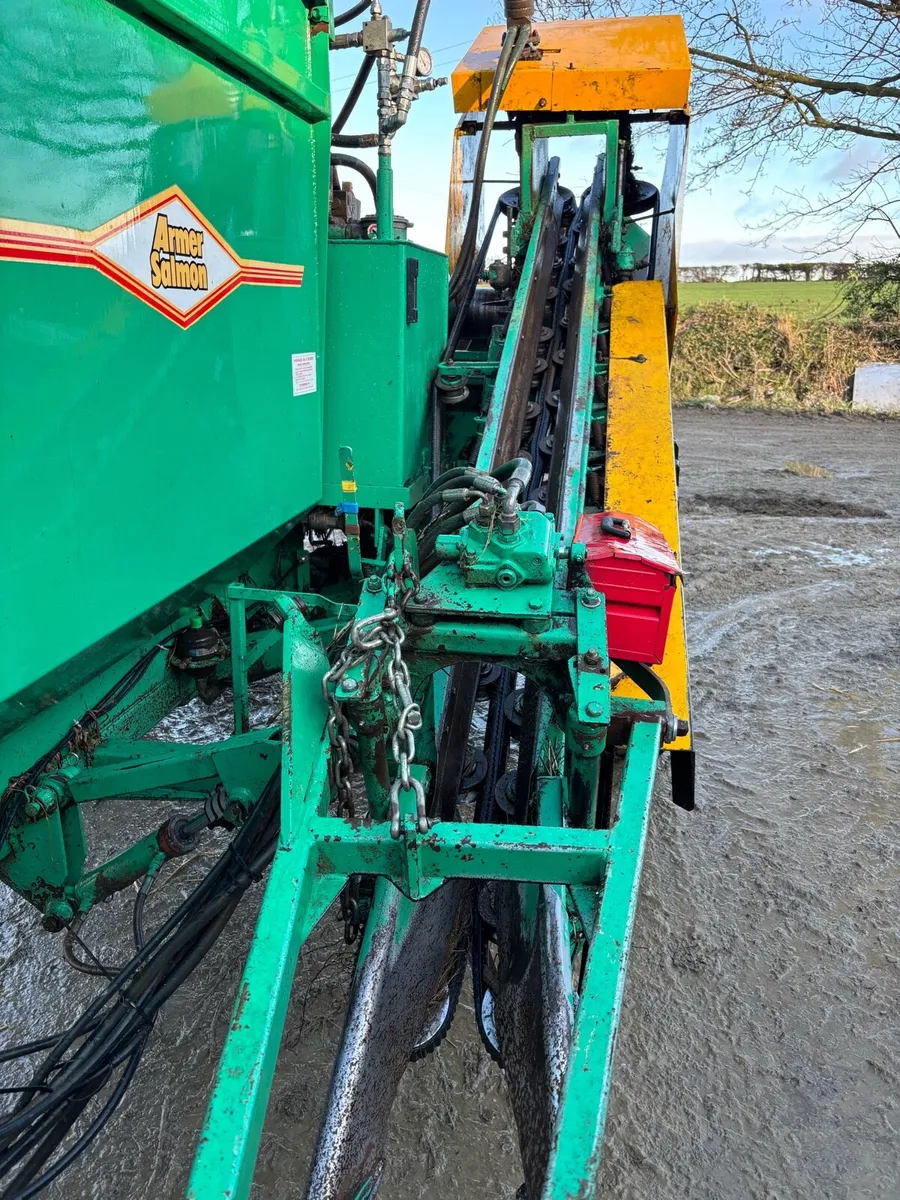 Armer salmon Beet harvester - Image 3