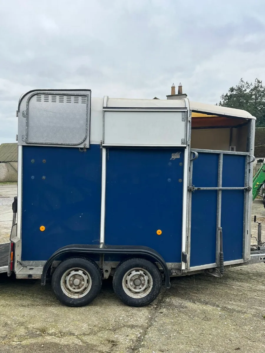 Horse Box - Image 1