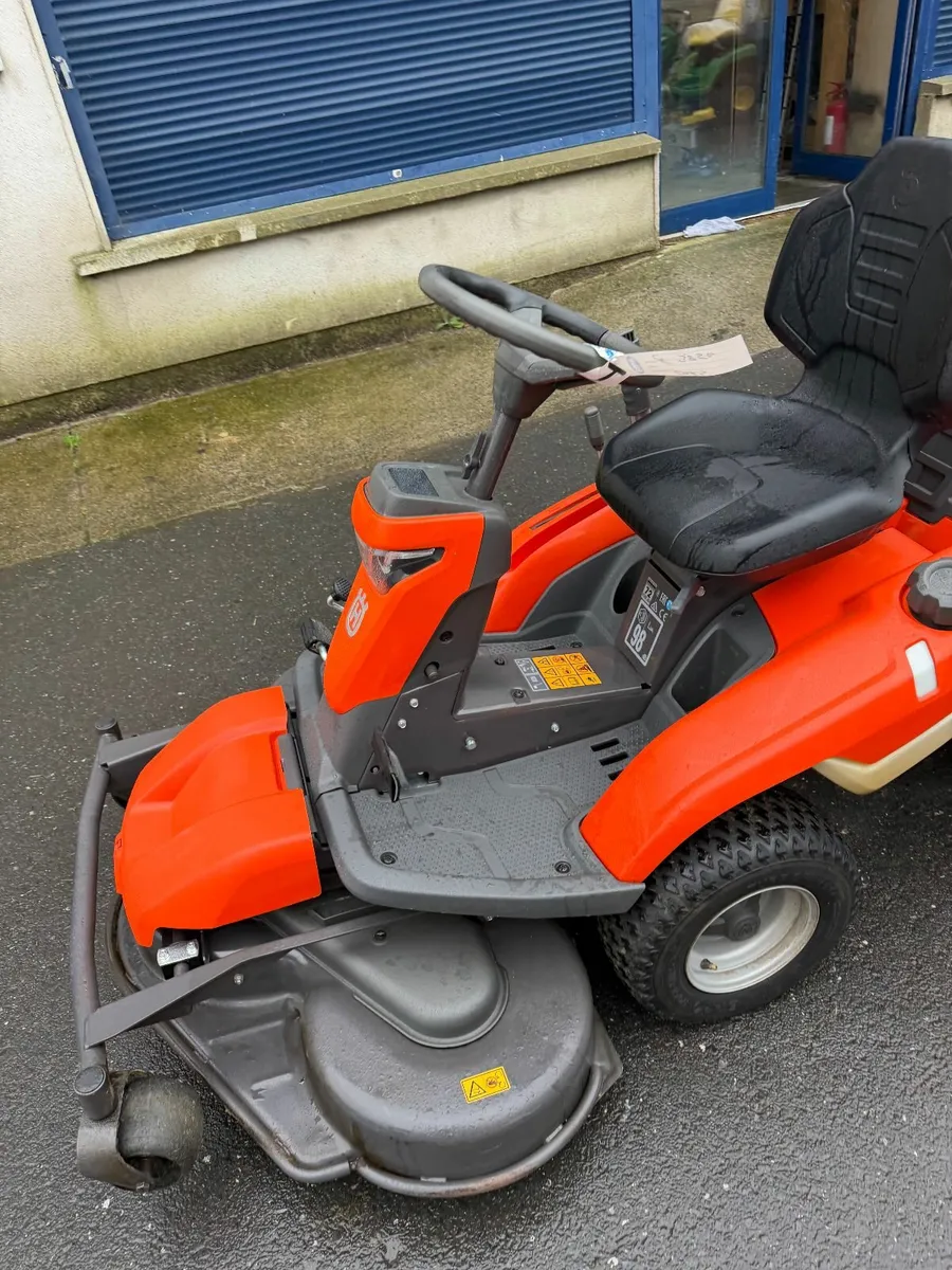 Husqvarna 316tx Front deck Ride-on Lawnmower - Image 4