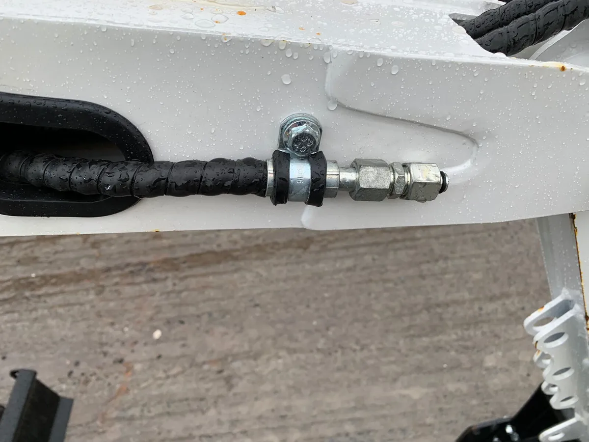 Colt KV13 1.3 Ton Mini Digger – 12HP - Image 4