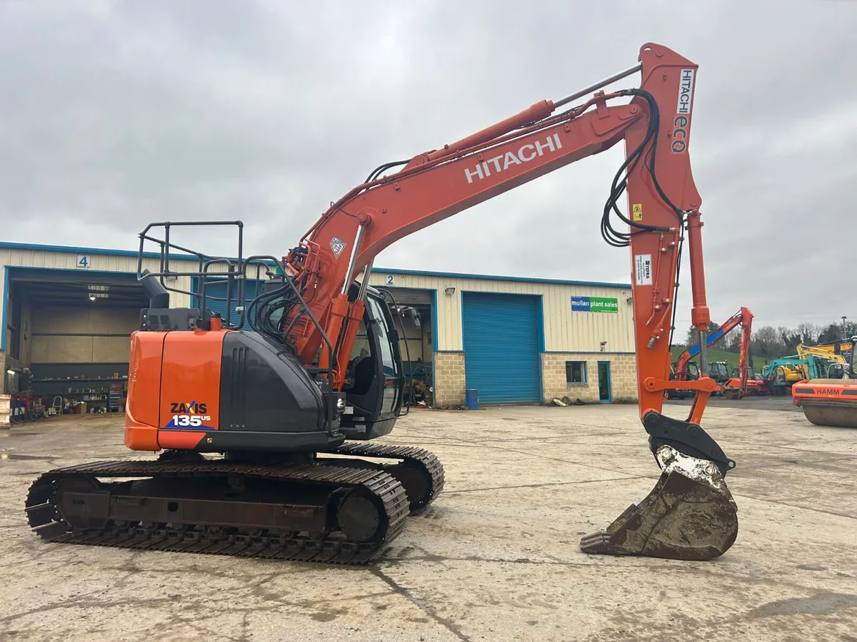 2020 Hitachi ZX135 Rotational Piping - MULLANS - Image 1