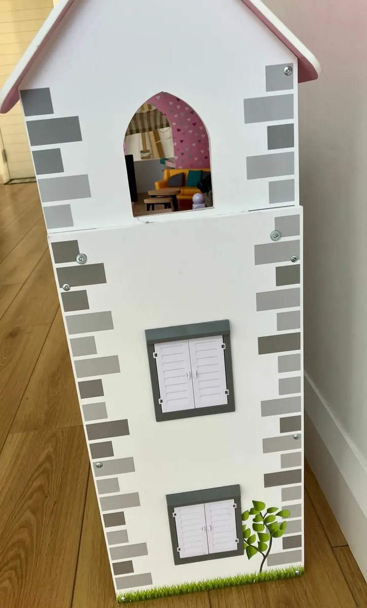 Dolls house - Wooden - Image 2
