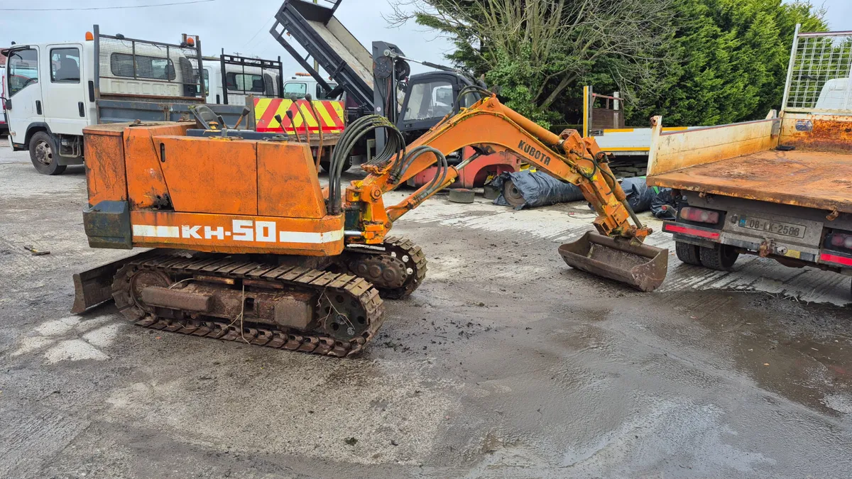 KUBOTA  DIGGER - Image 1