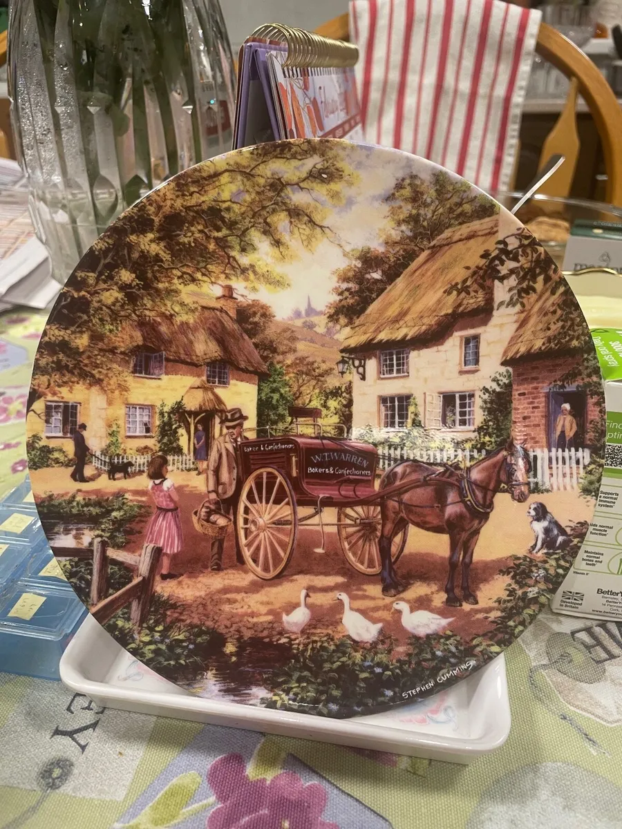 DECORATIVE PLATES OF HORSES - Image 2