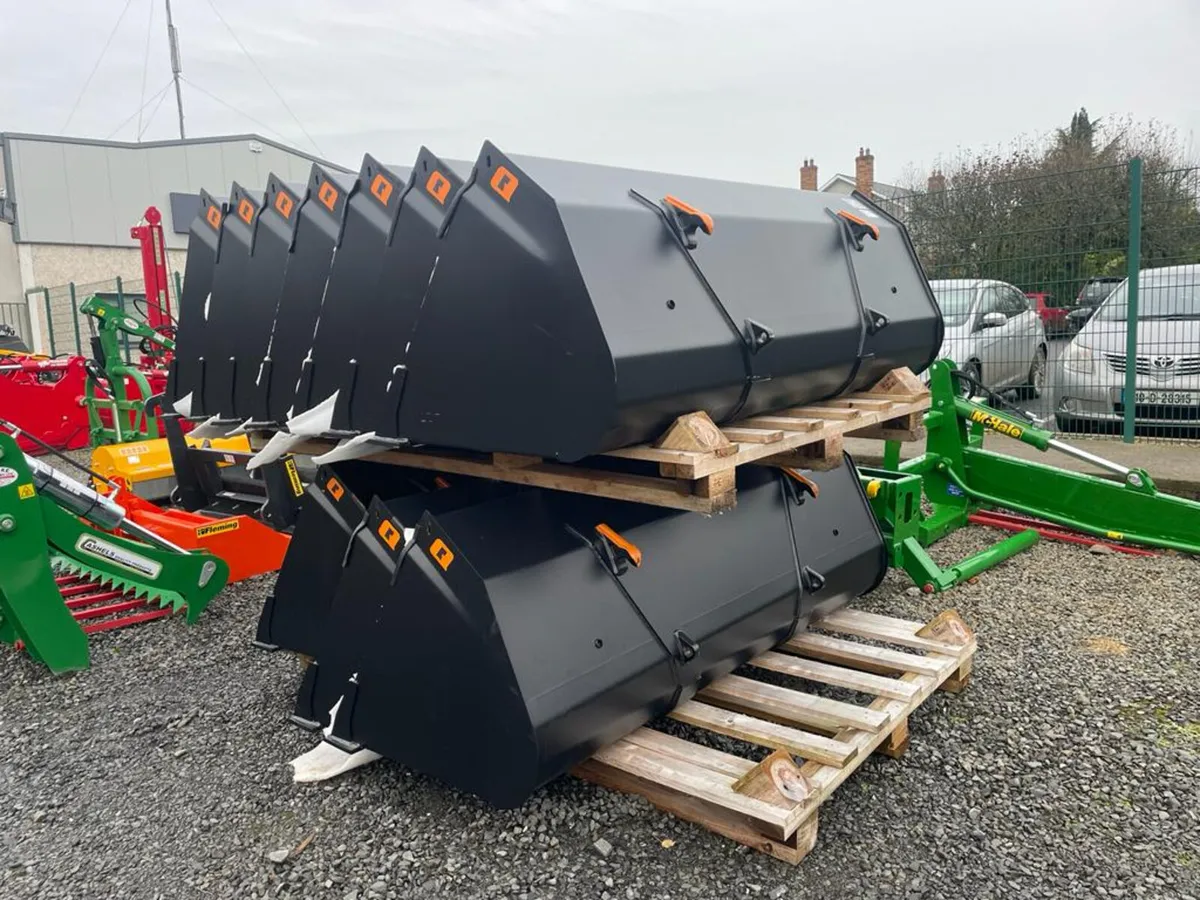 New Quicke Buckets Ready to Go!!! - Image 1