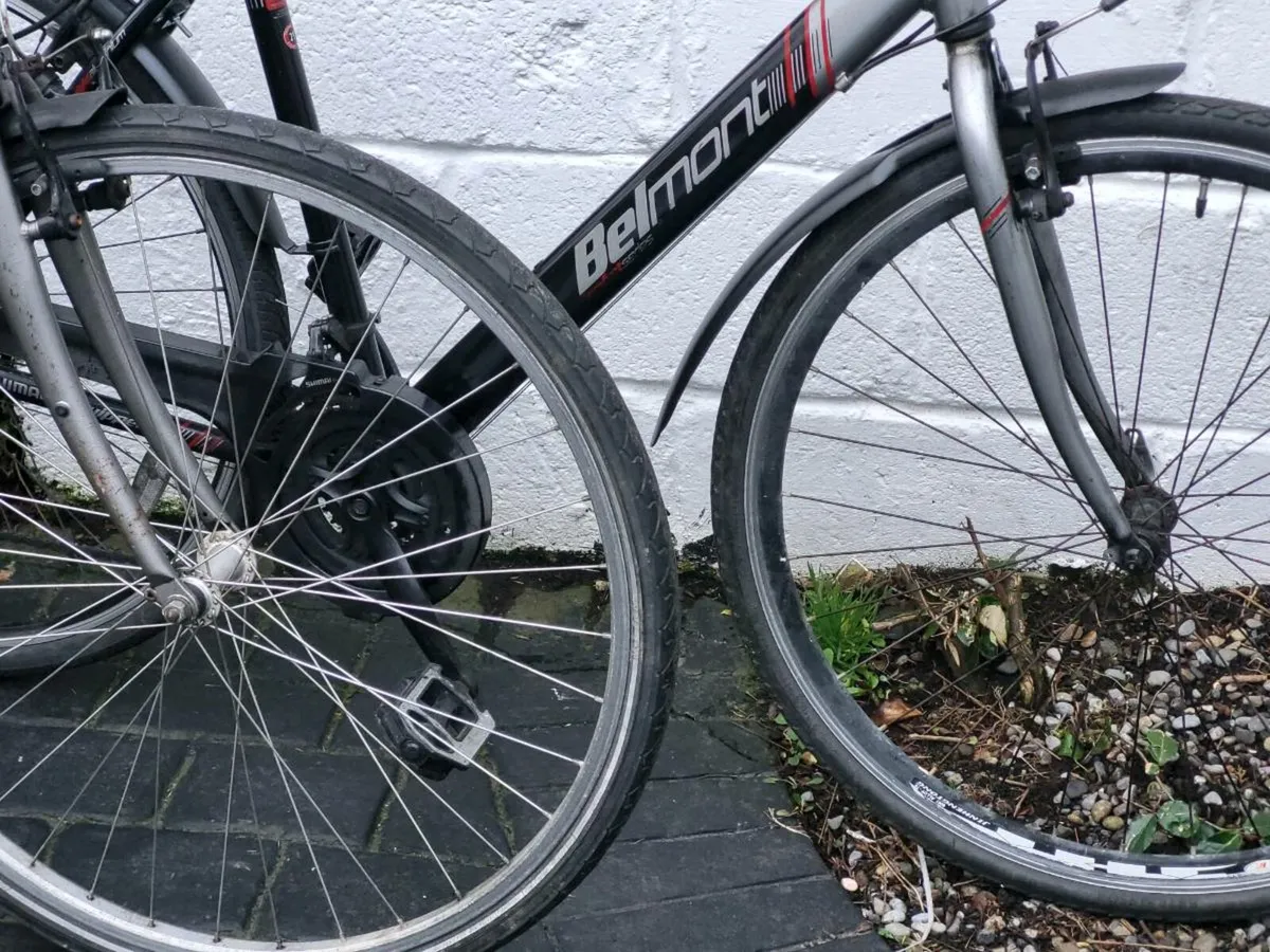 2 HYBRID STYLE BIKES 100 PER BIKE - Image 2