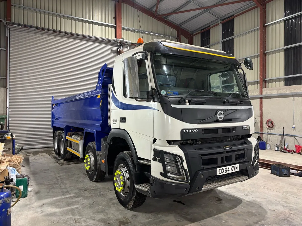 Volvo FMX 420 8x4 Tipper - Image 1