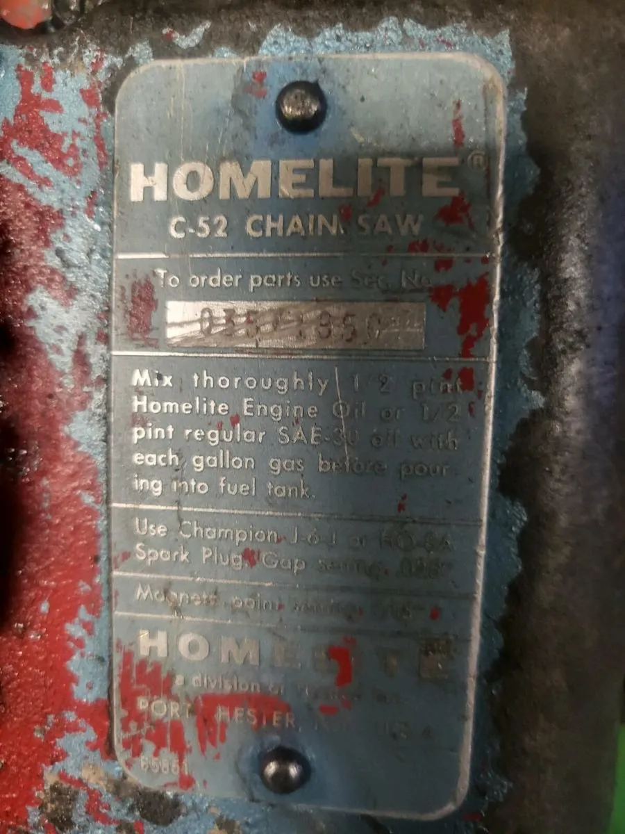 2 VINTAGE HOMELITE SAWS - Image 3