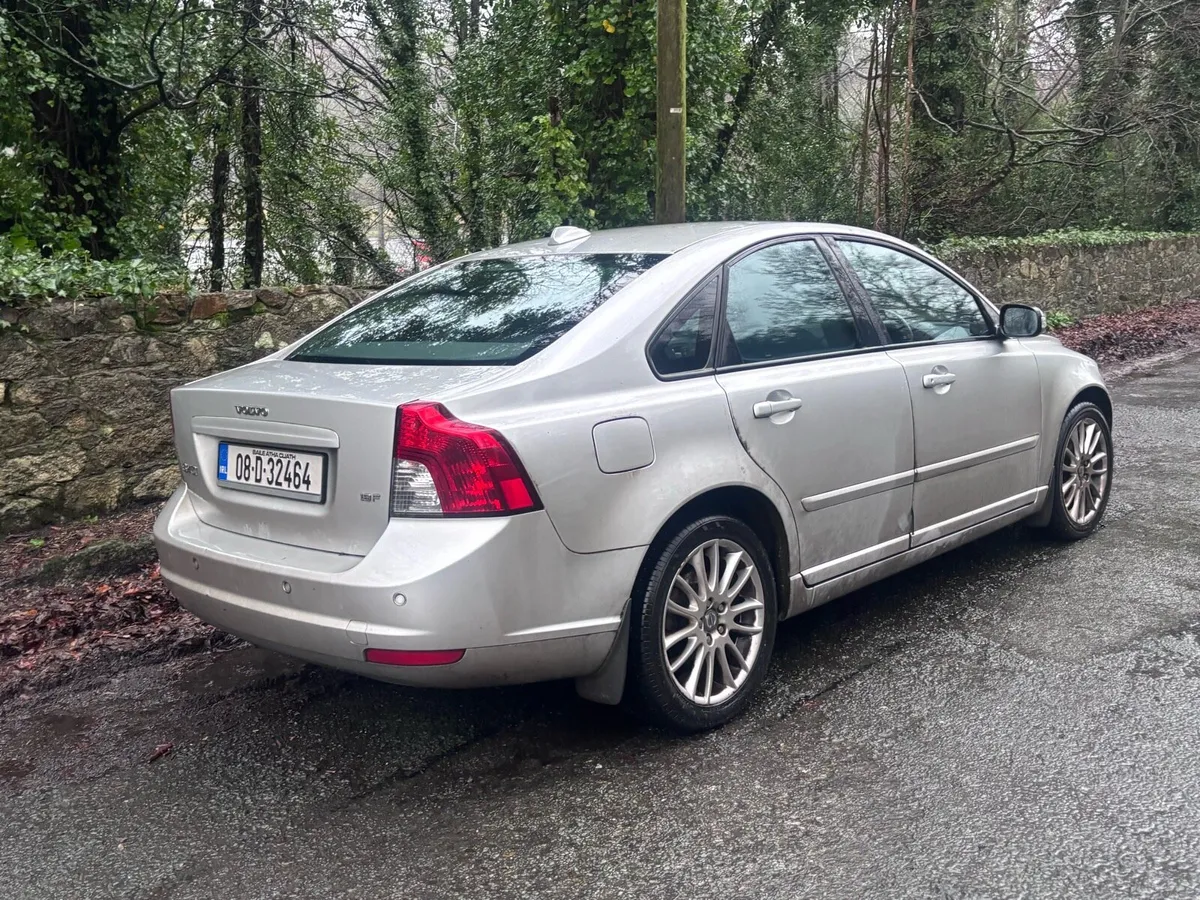 Volvo S40 2008. Full leather - Image 2